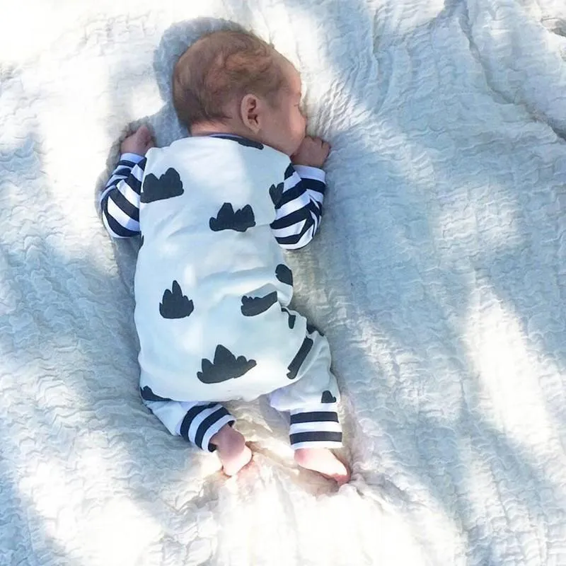 Baby Rompers Unisex Newborn Long sleeved Cartoon Jumpsuit hat 2pcs/suit