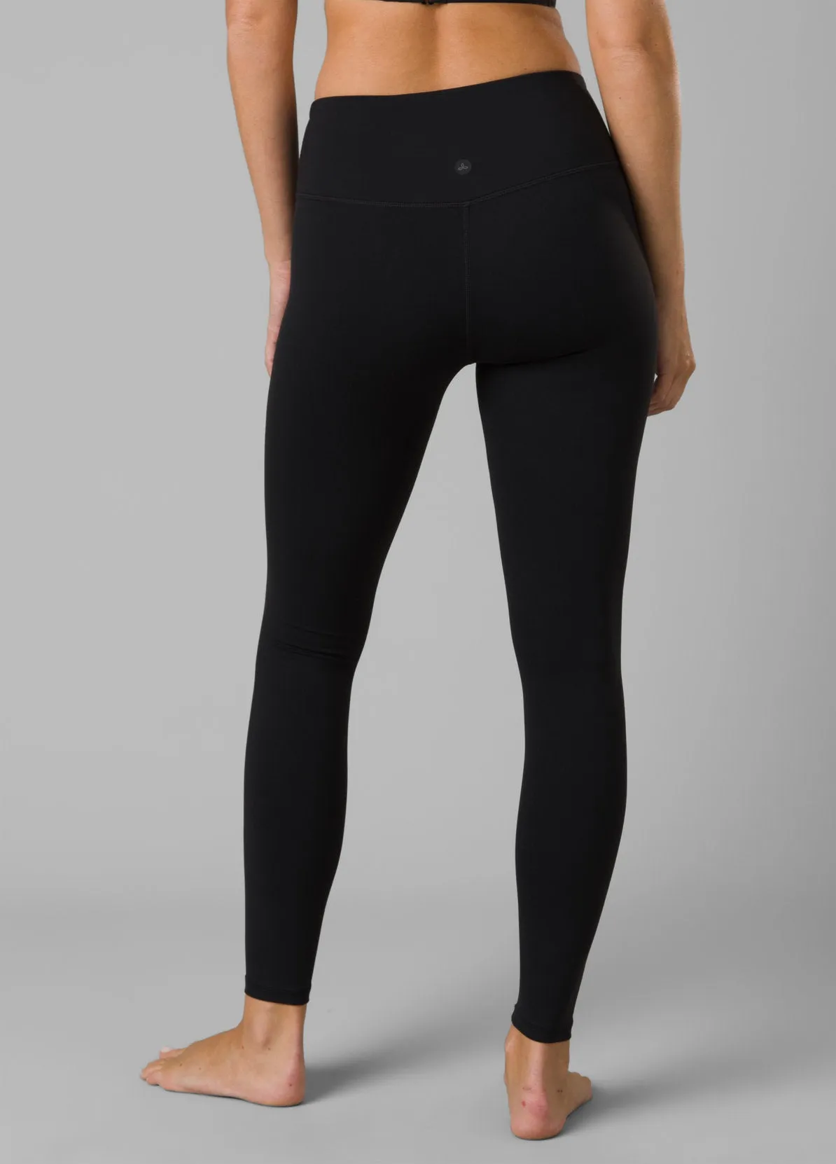 Chakara™ Mid Rise Legging