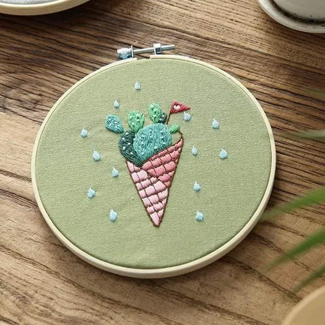 Easy Flower Embroidery DIY Kit